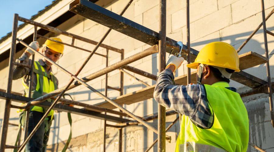 Professional gutter cleaning in Yorktown, TX